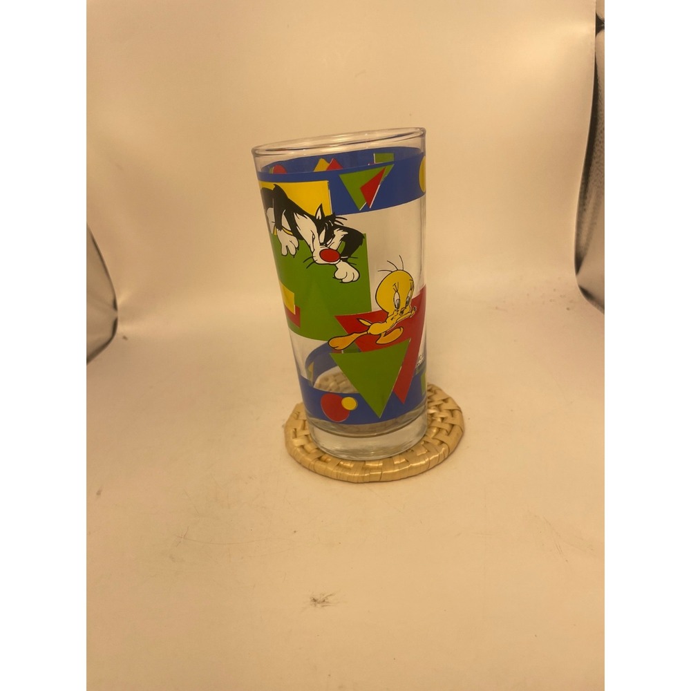 Vintage Tweety Bird & Sylvester Glass 1995 Warner Bros 5.75"Tall